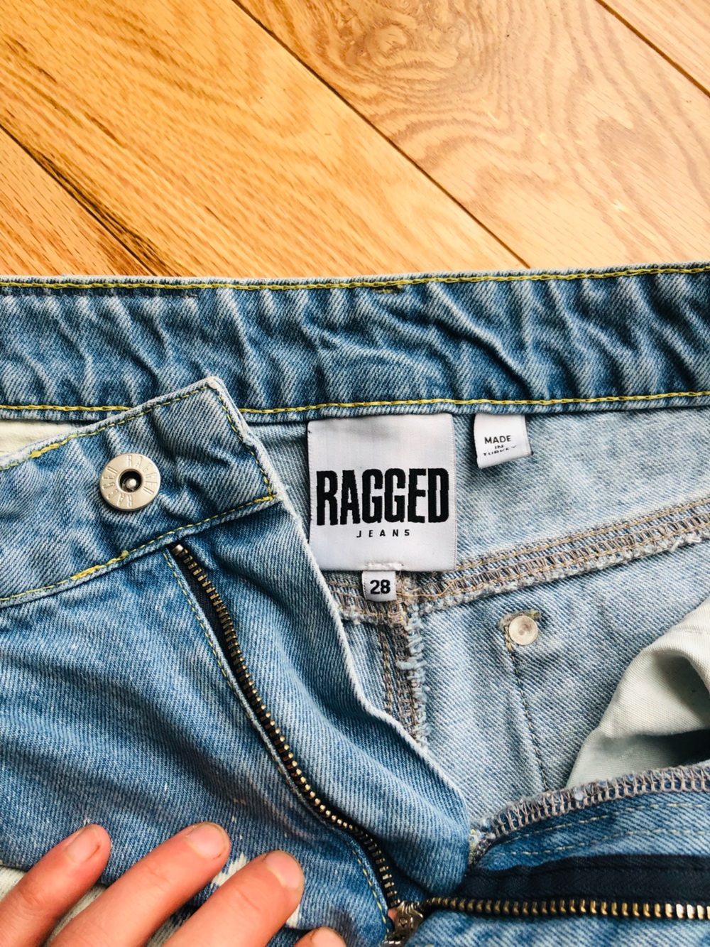 The Ragged Priest High-Rise Bleached Blue Jeans - Picture 4 of 4